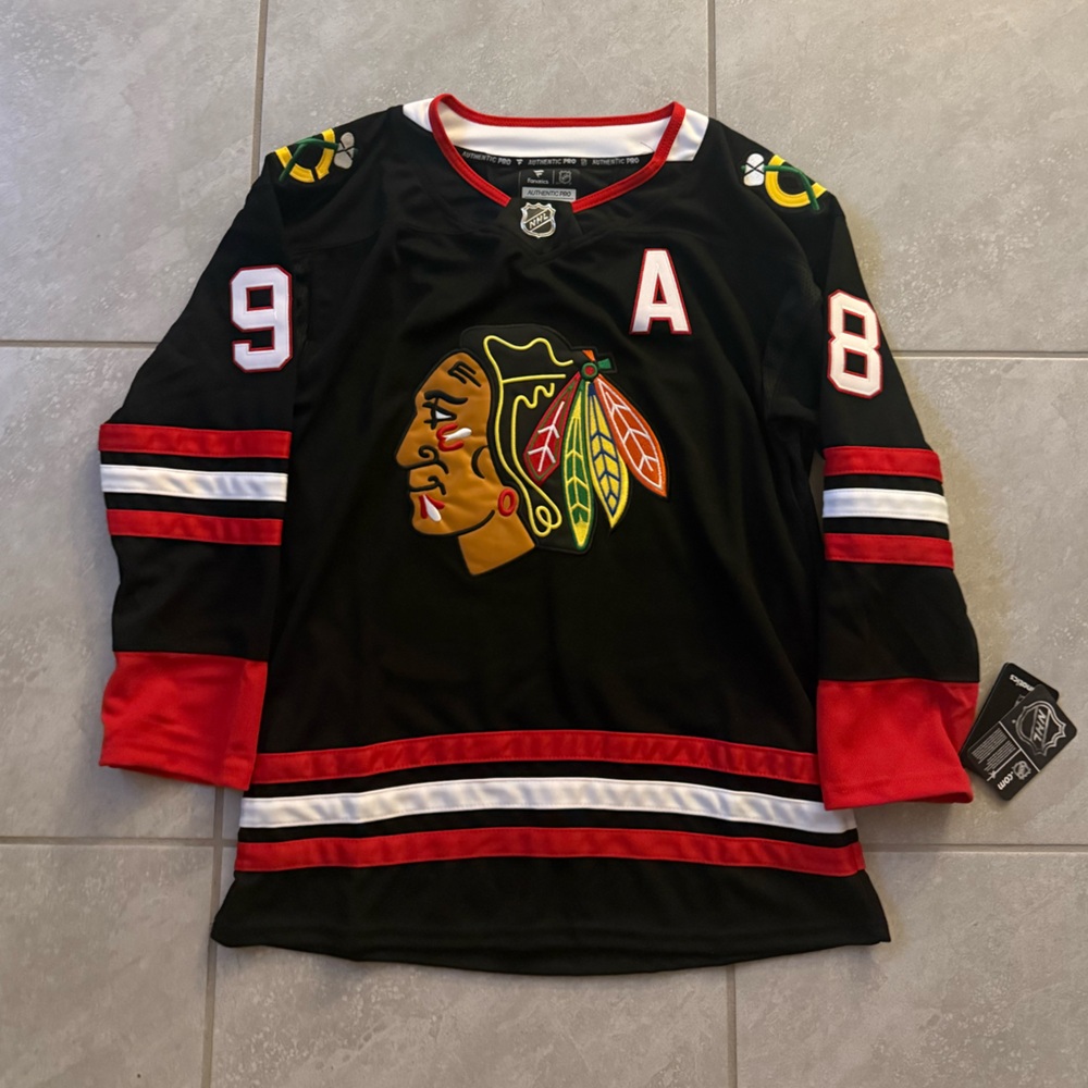 Connor Bedard Chicago Blackhawks Hockey Jersey #98 Size 52 Adult Large NWT